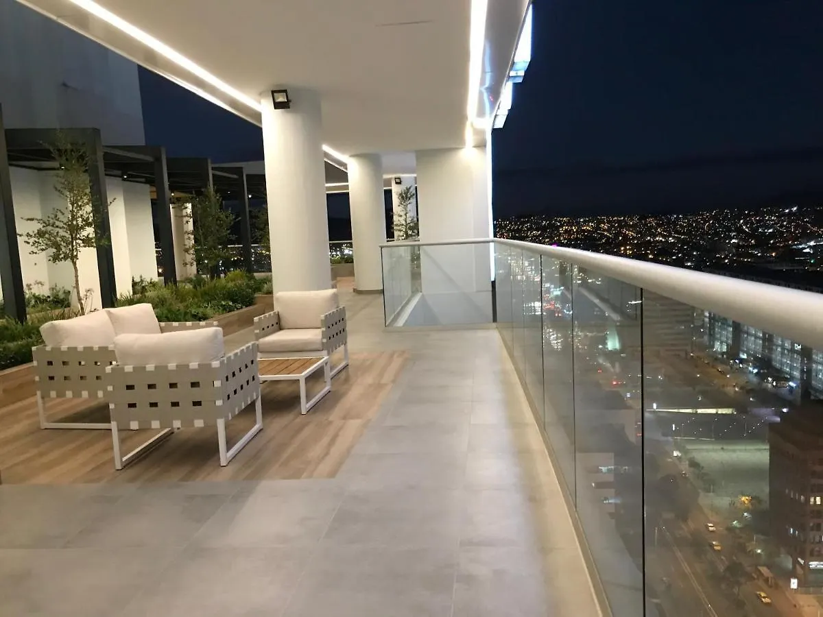 Suite Apartamento Espectacular Vista La Carolina - One Quito Ekvador