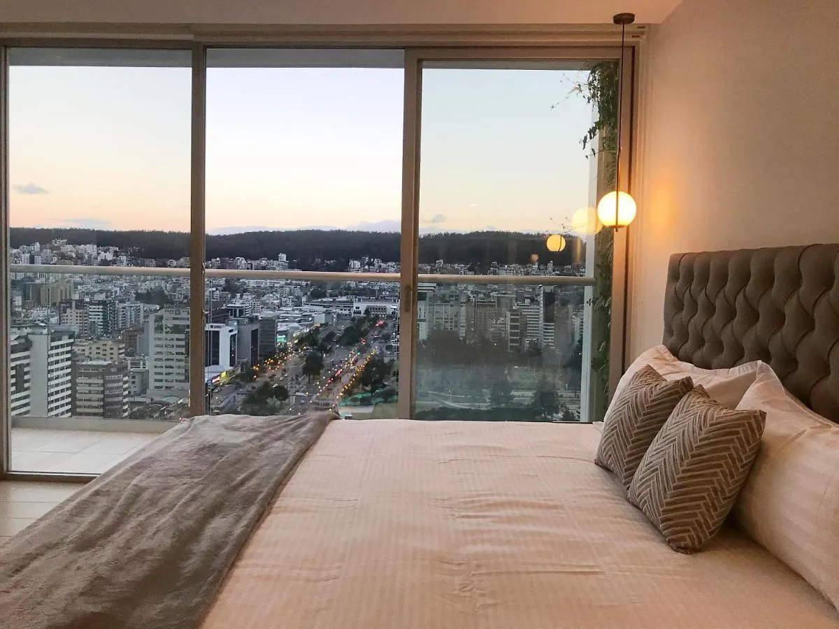 Suite Apartamento Espectacular Vista La Carolina - One Quito Daire