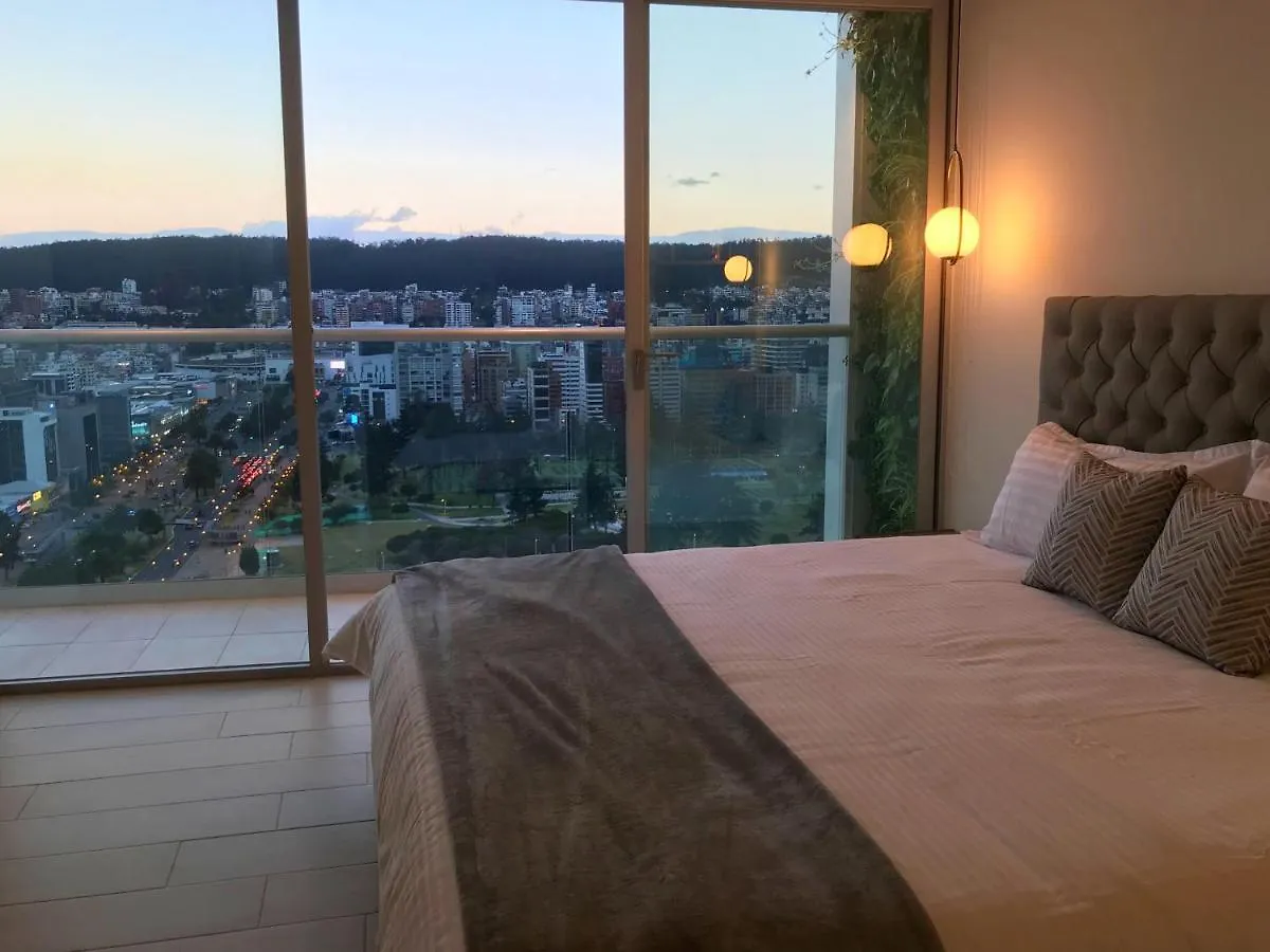Suite Apartamento Espectacular Vista La Carolina - One Quito Daire