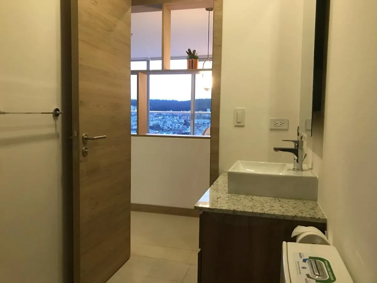 Suite Apartamento Espectacular Vista La Carolina - One Quito Ekvador