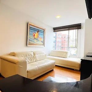 Departamento 3 2 Banos, 2 Tv, Piso Alto, Republica De El Salvador Apartamento